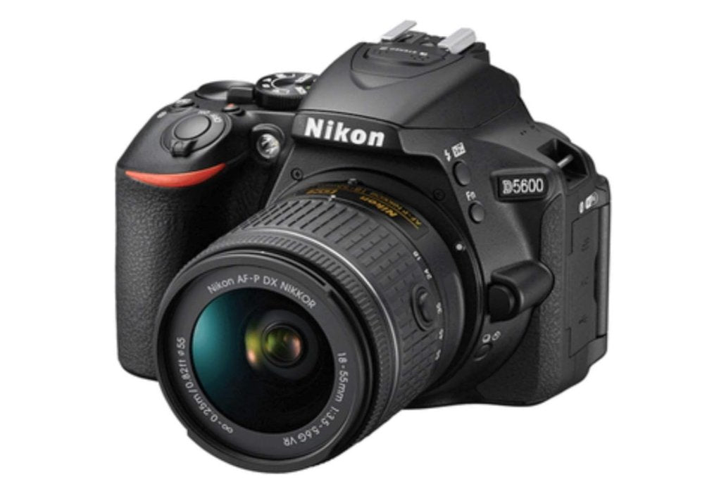 Nikon D5600 AF-P 18-55mm VR レンズキット #B66